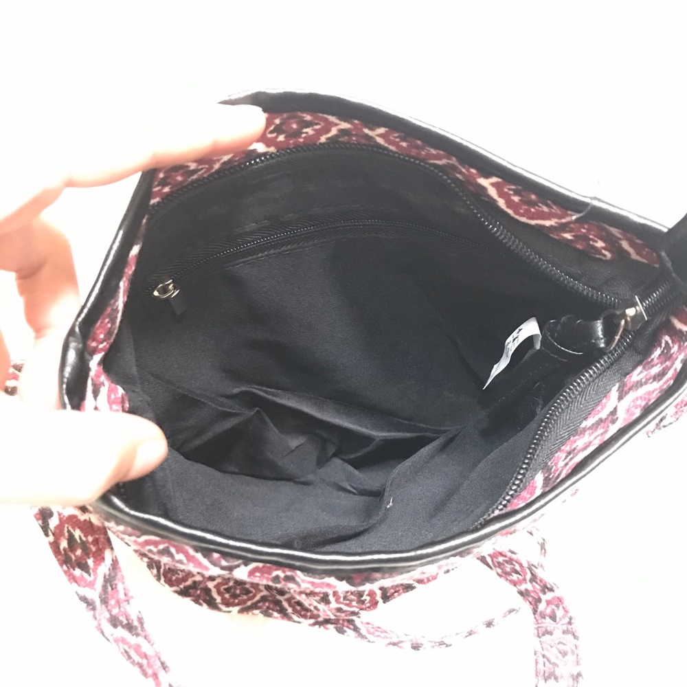 Canvas Print Crossbody Bag - Picture 3 of 7